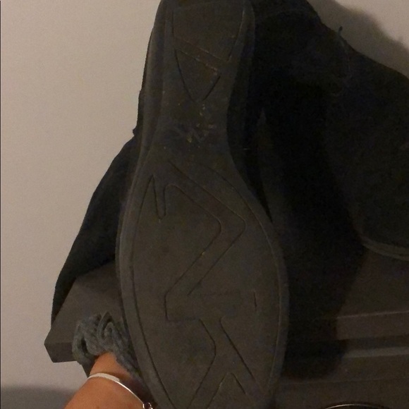 Boots - Picture 5 of 5